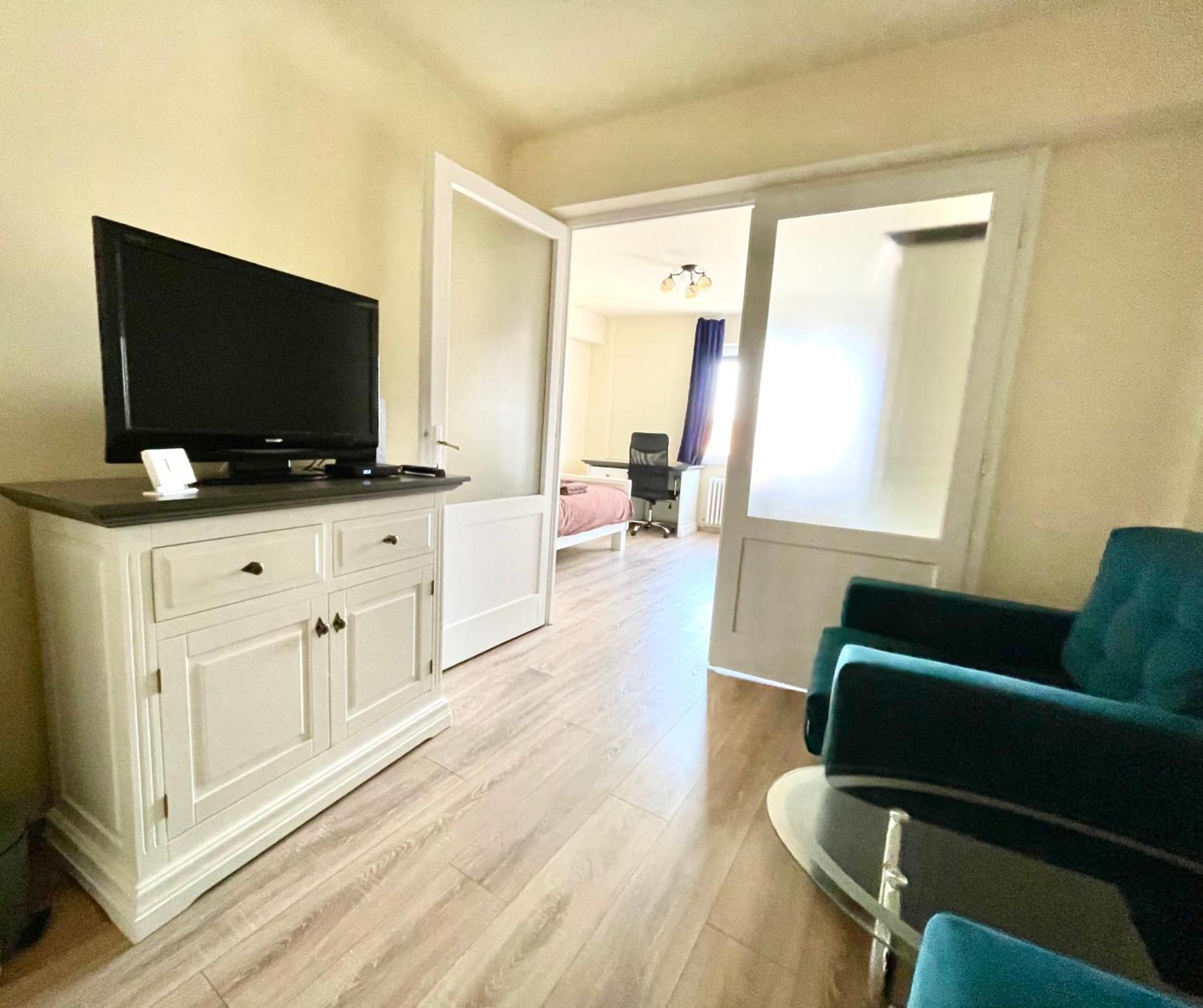 Cozy Central One Bedroom Κλουζ-Ναπόκα Εξωτερικό φωτογραφία